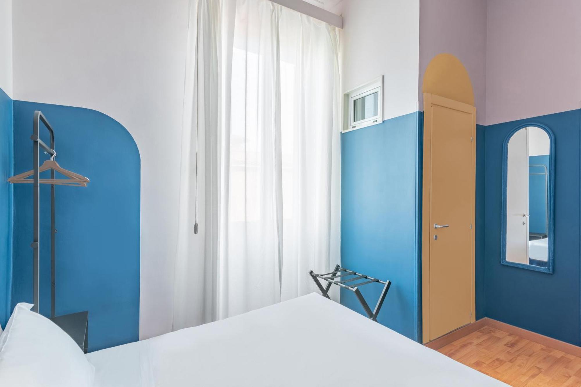 Hotel Infinito - Gruppo Blam Rom